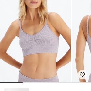 Fabletics size medium bralette